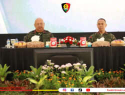 ARAHAN KALEMDIKLAT DI PUSDIK BRIMOB LEMDIKLAT POLRI